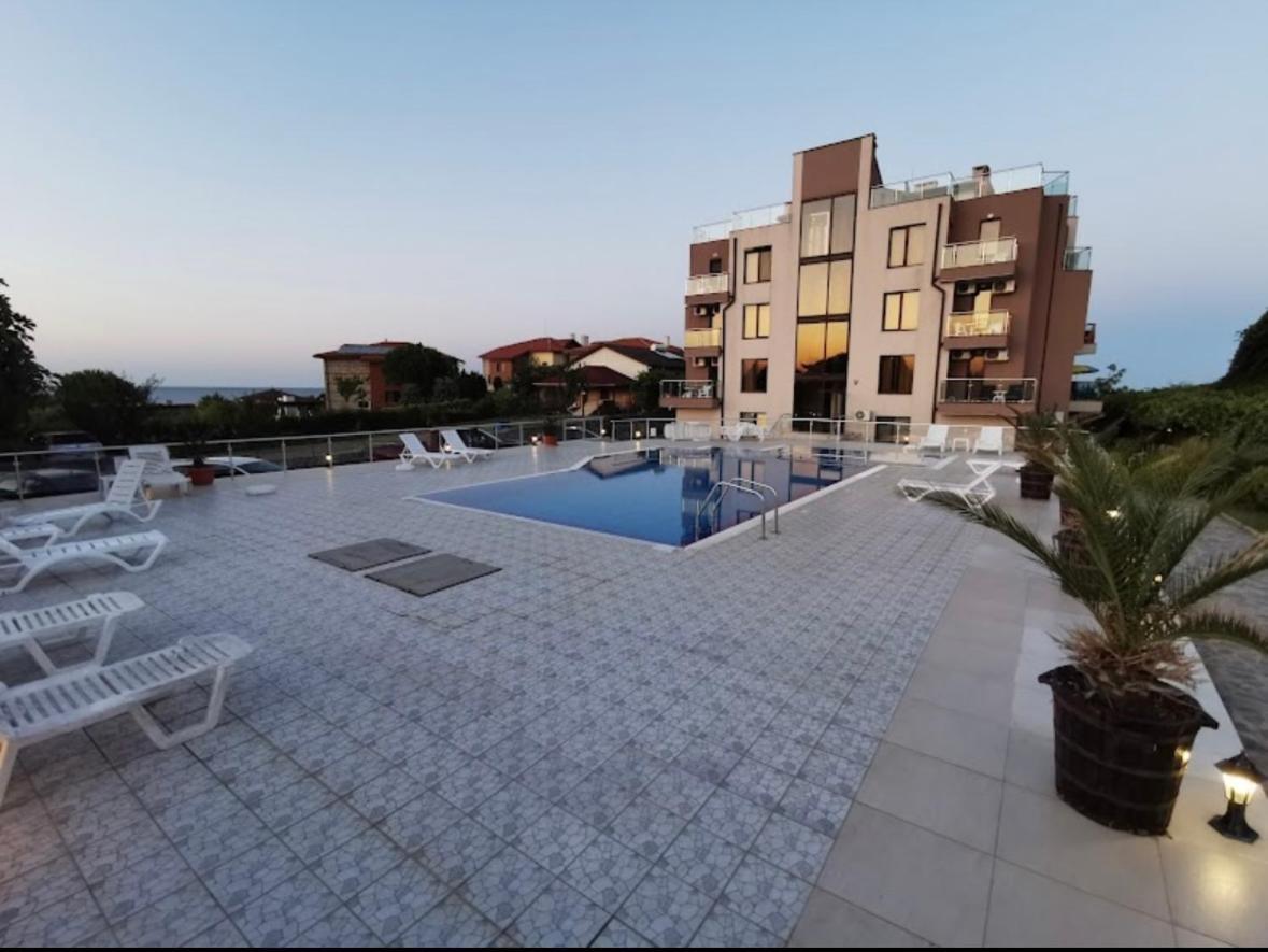 Afrodita Apartments 2 Sinemoretz Εξωτερικό φωτογραφία